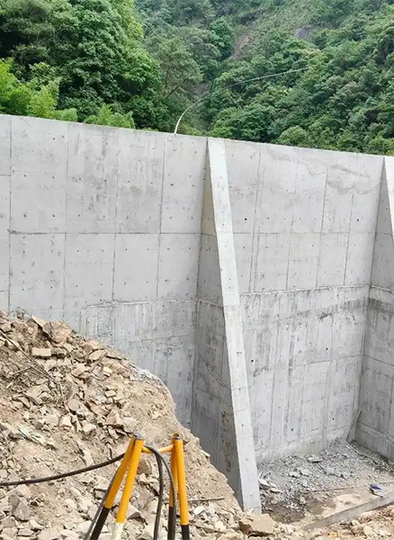 盐城重力式挡土墙